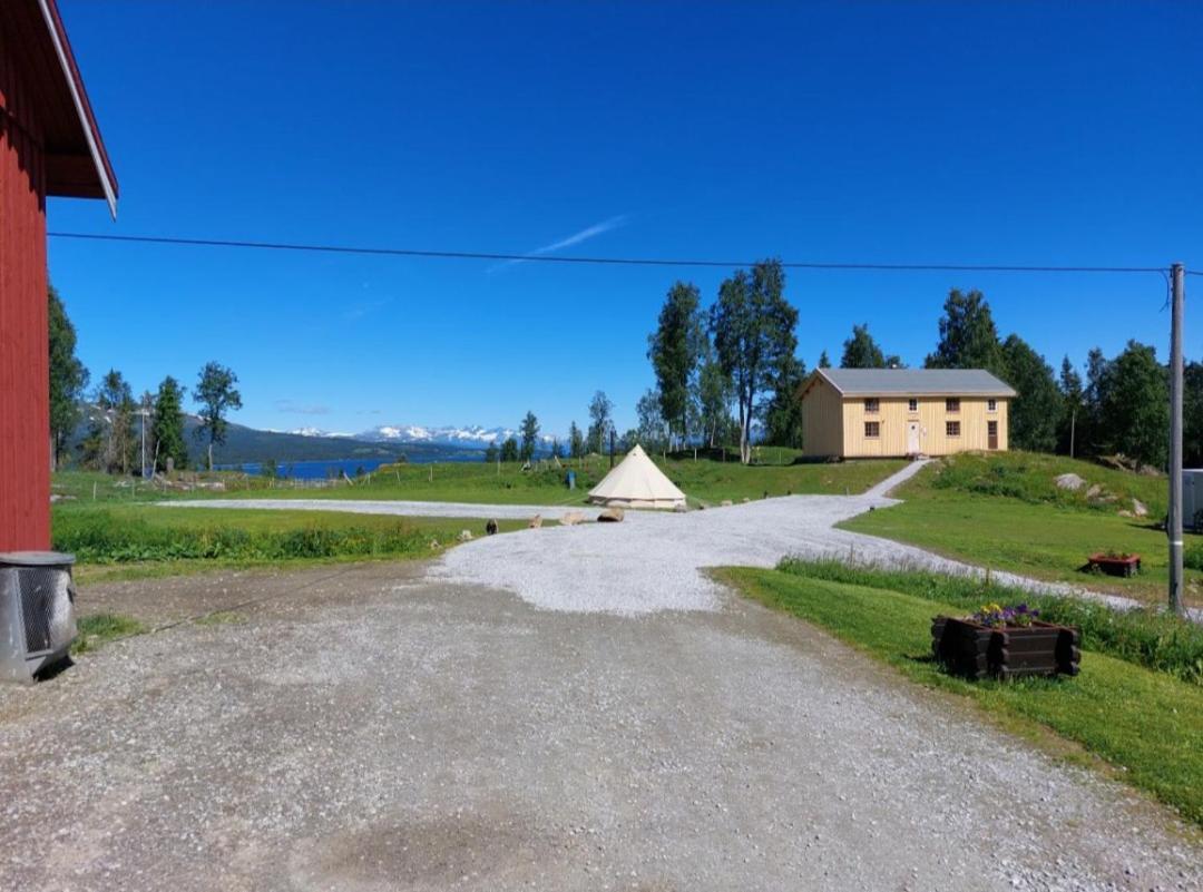Hattfjelldal Villmarksgard Camping酒店 外观 照片